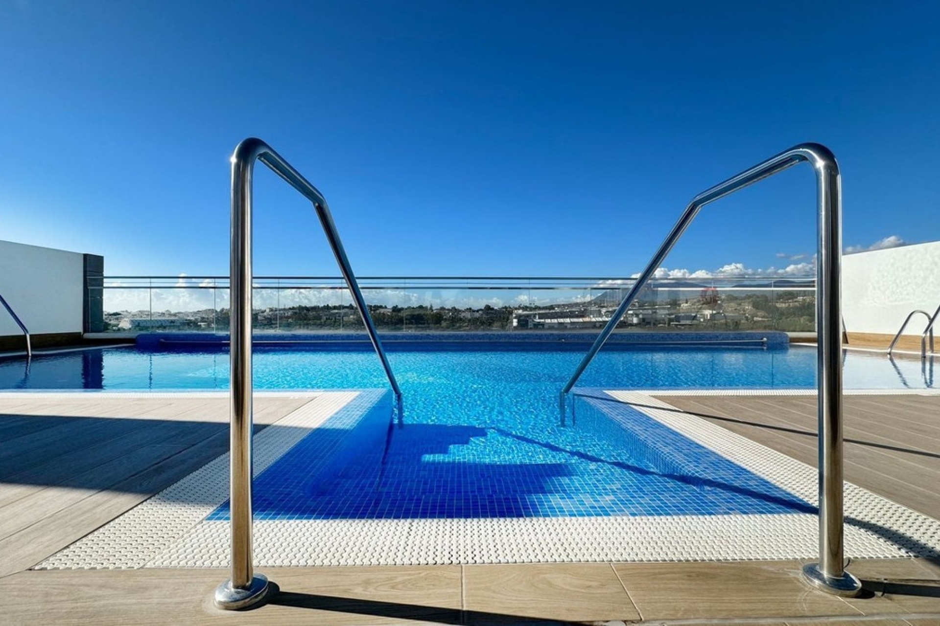 Wiederverkauf - apartment - Marbella - Nueva Andalucía