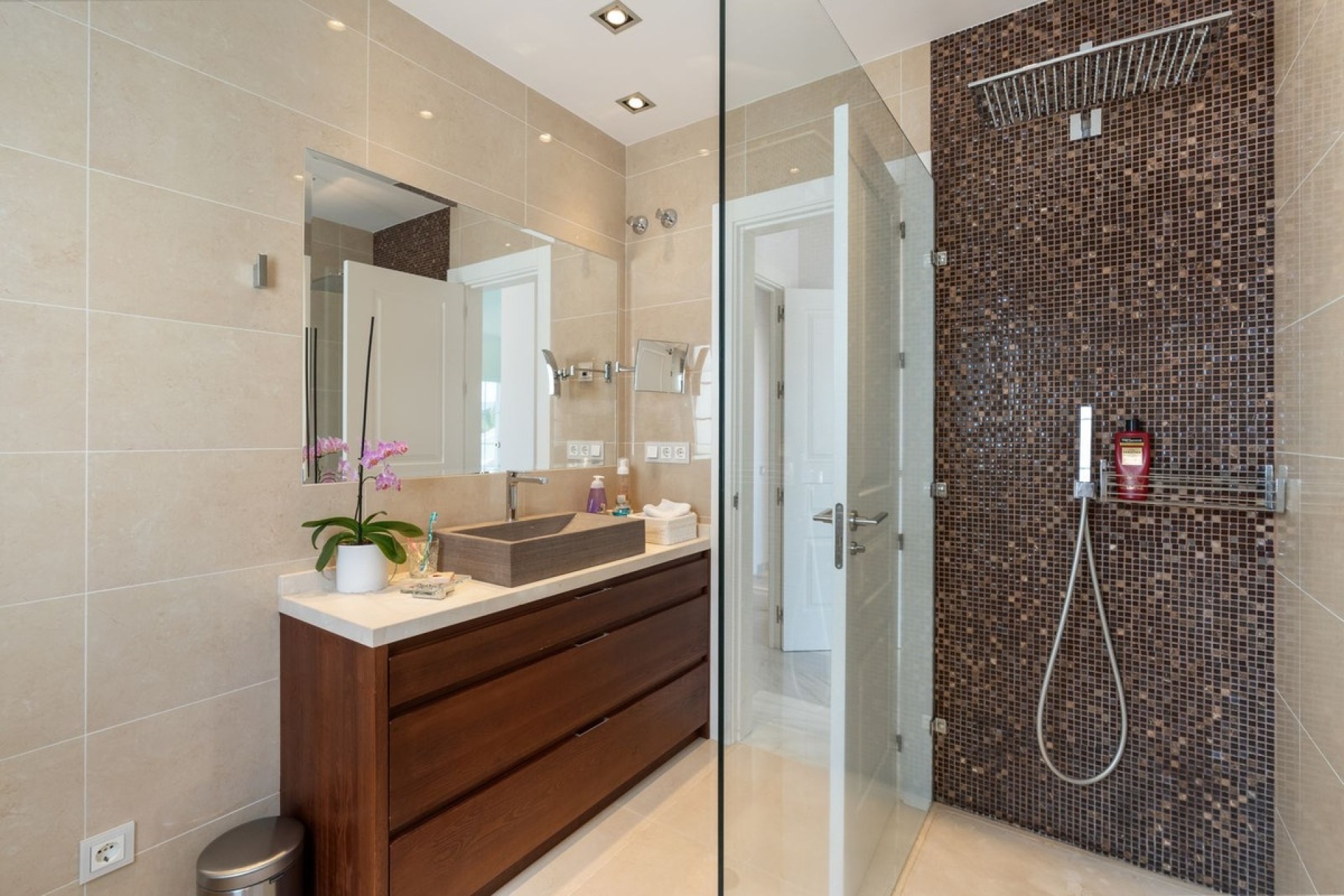 Wiederverkauf - apartment - Marbella - Nueva Andalucía