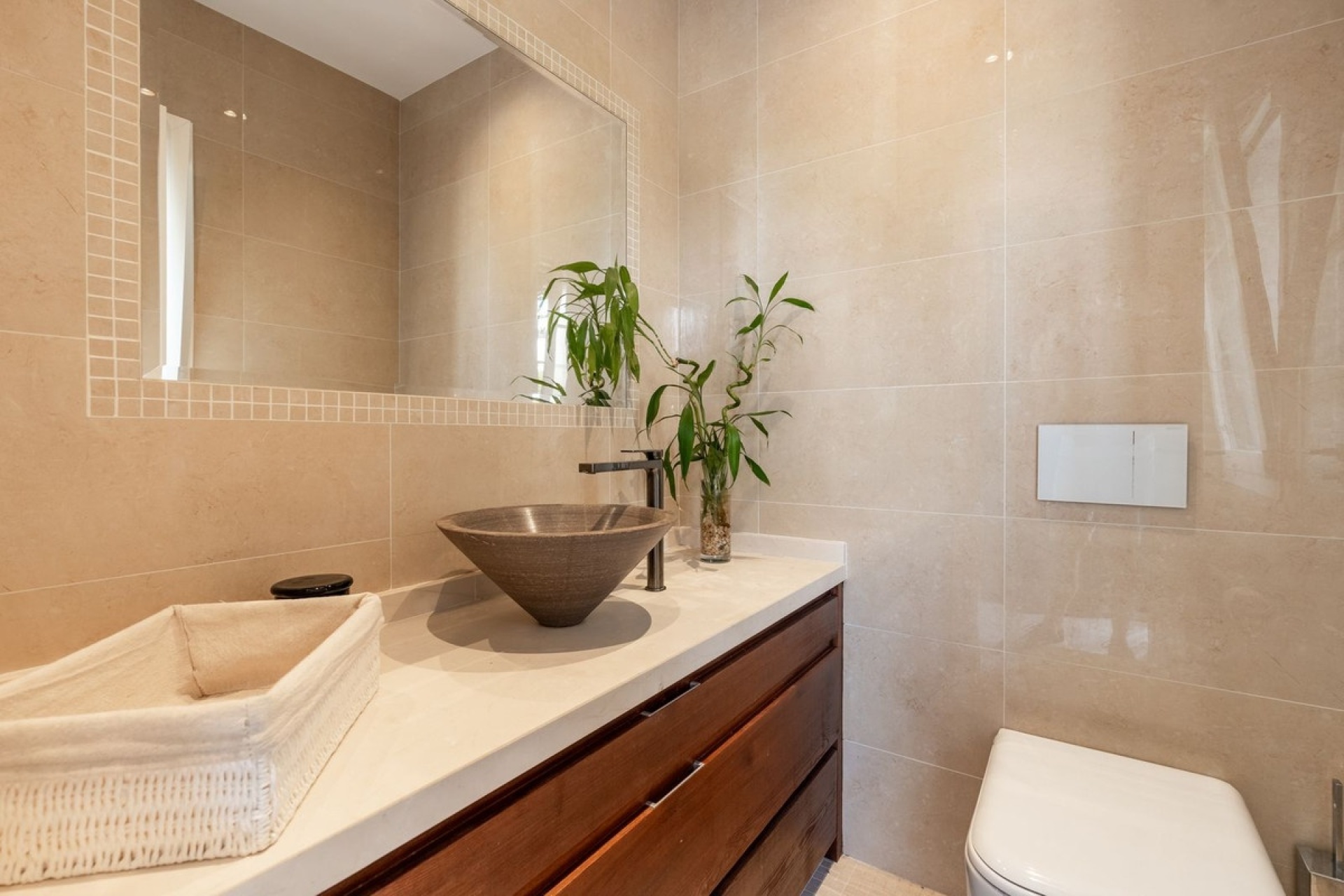 Wiederverkauf - apartment - Marbella - Nueva Andalucía