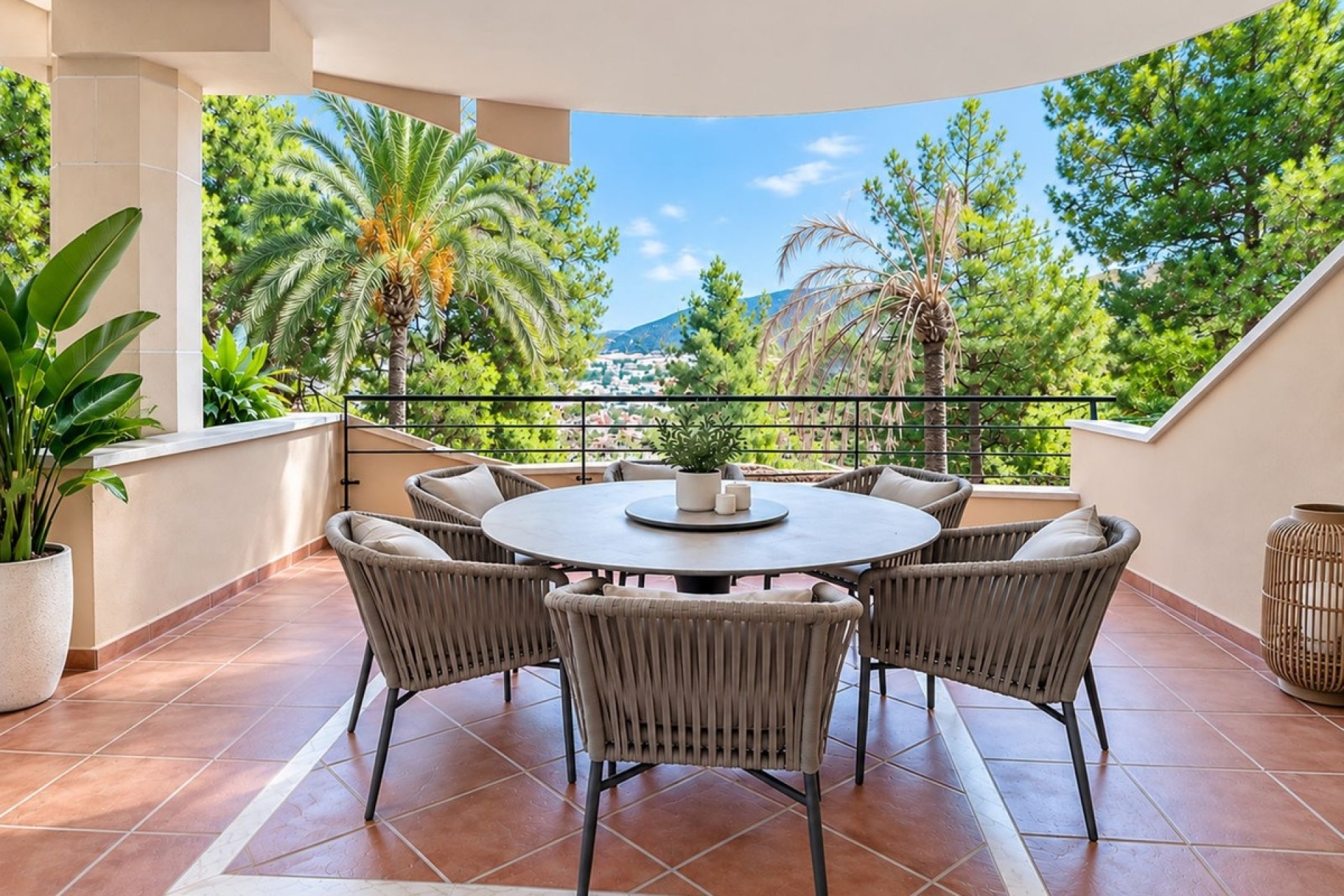 Wiederverkauf - apartment - Marbella - Nueva Andalucía