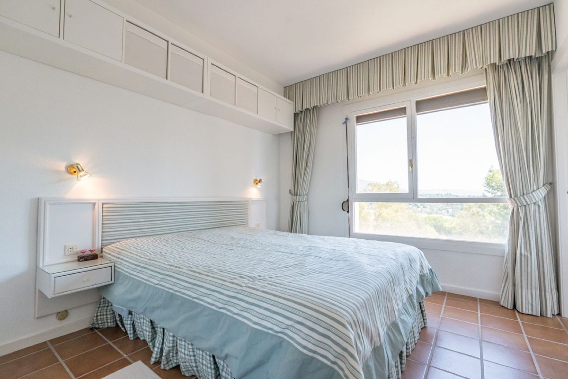 Wiederverkauf - apartment - Marbella - Nueva Andalucía