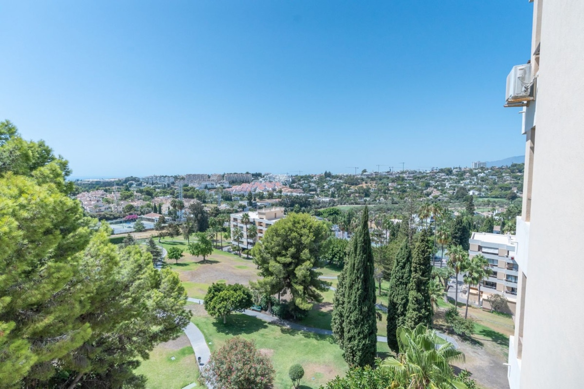 Wiederverkauf - apartment - Marbella - Nueva Andalucía