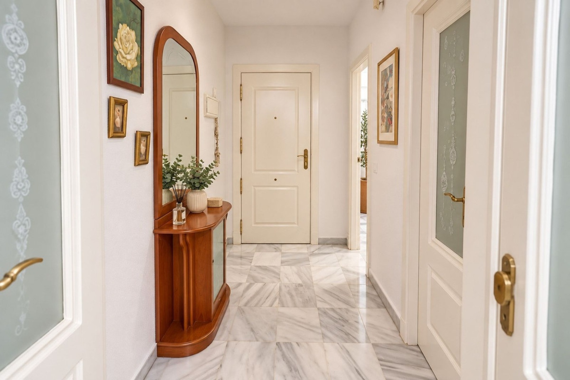 Wiederverkauf - apartment - Marbella - Nueva Andalucía
