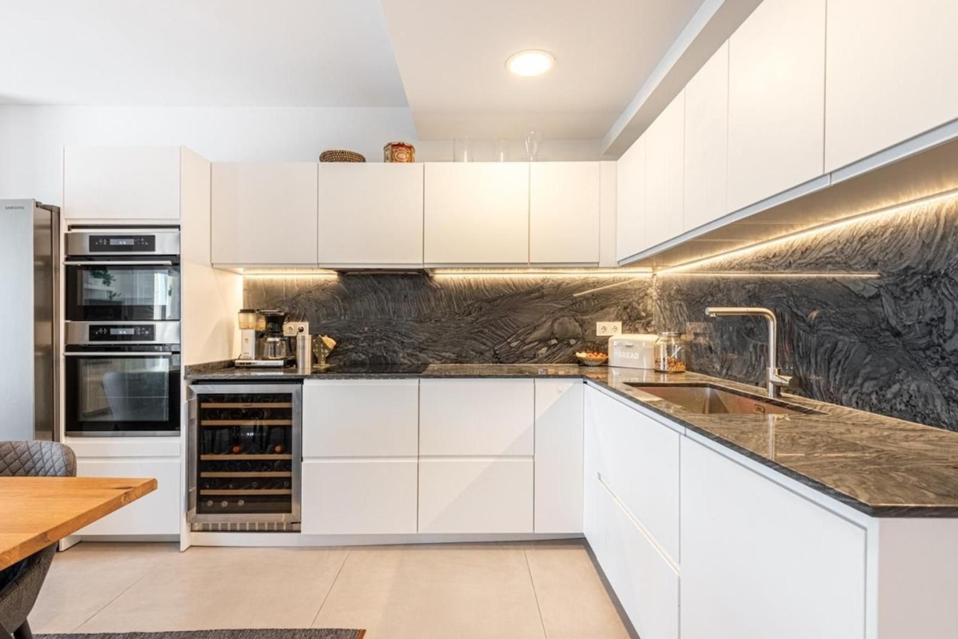 Wiederverkauf - apartment - Marbella - Nueva Andalucía