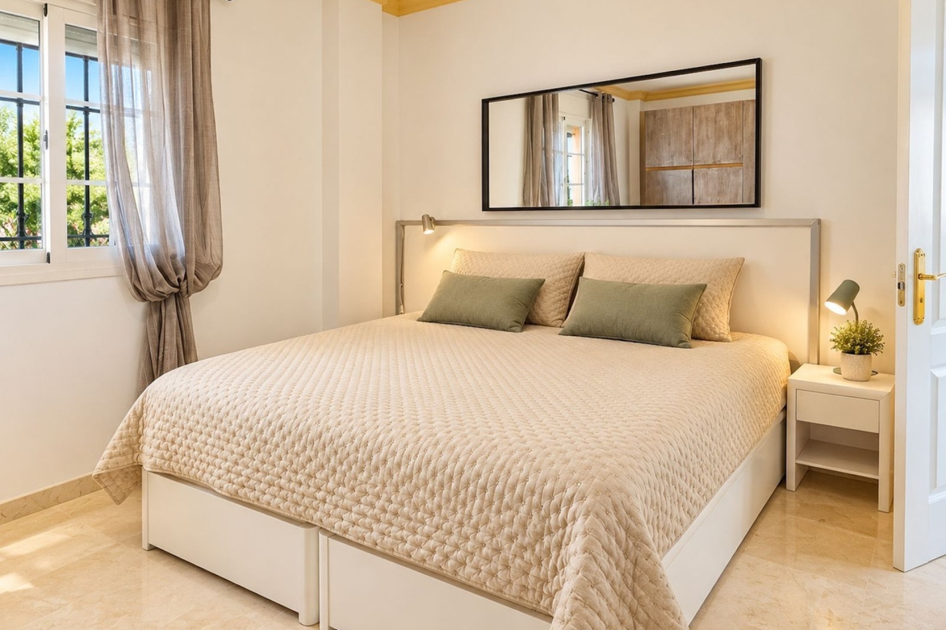 Wiederverkauf - apartment - Marbella - Nueva Andalucía