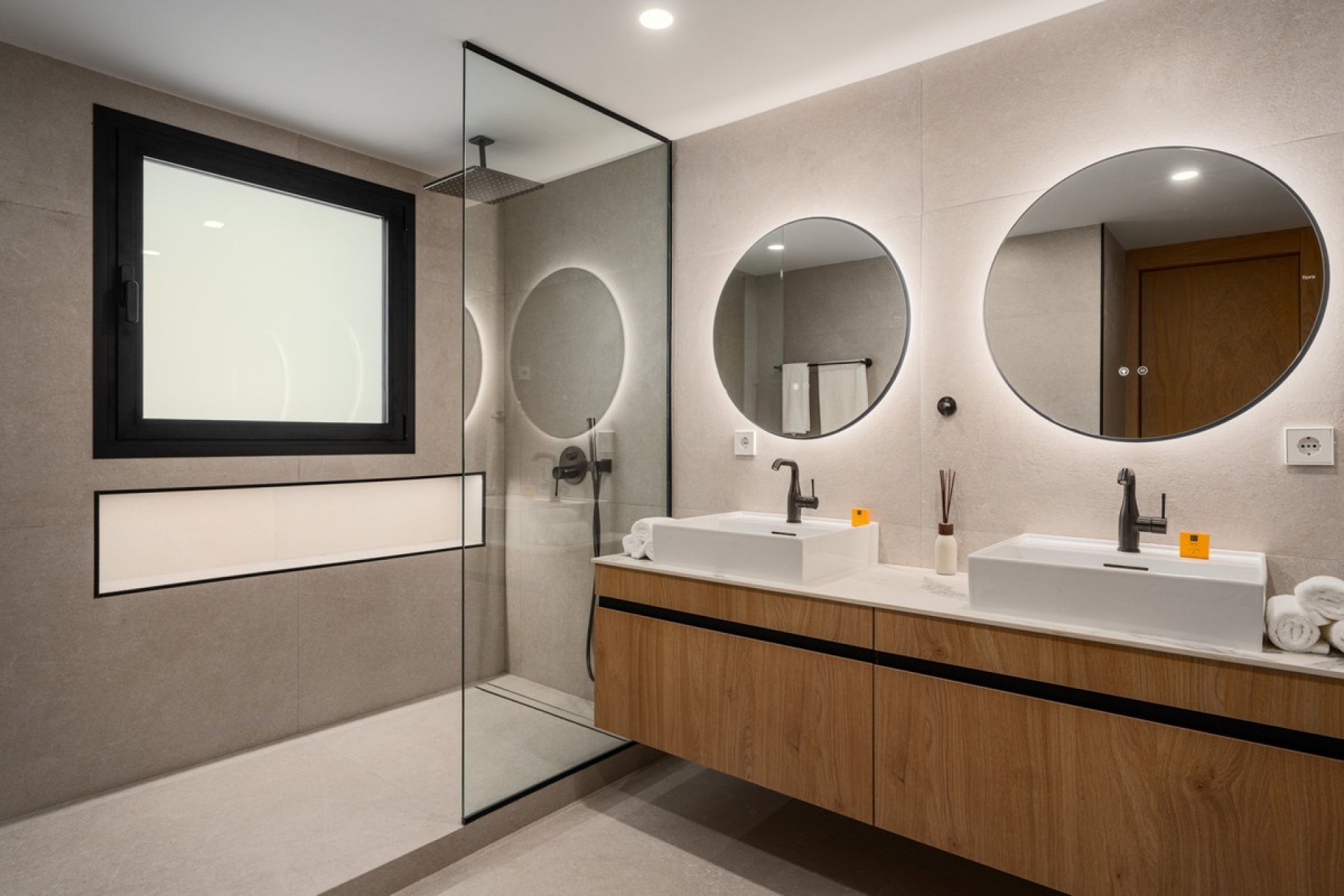 Wiederverkauf - apartment - Marbella - Nueva Andalucía