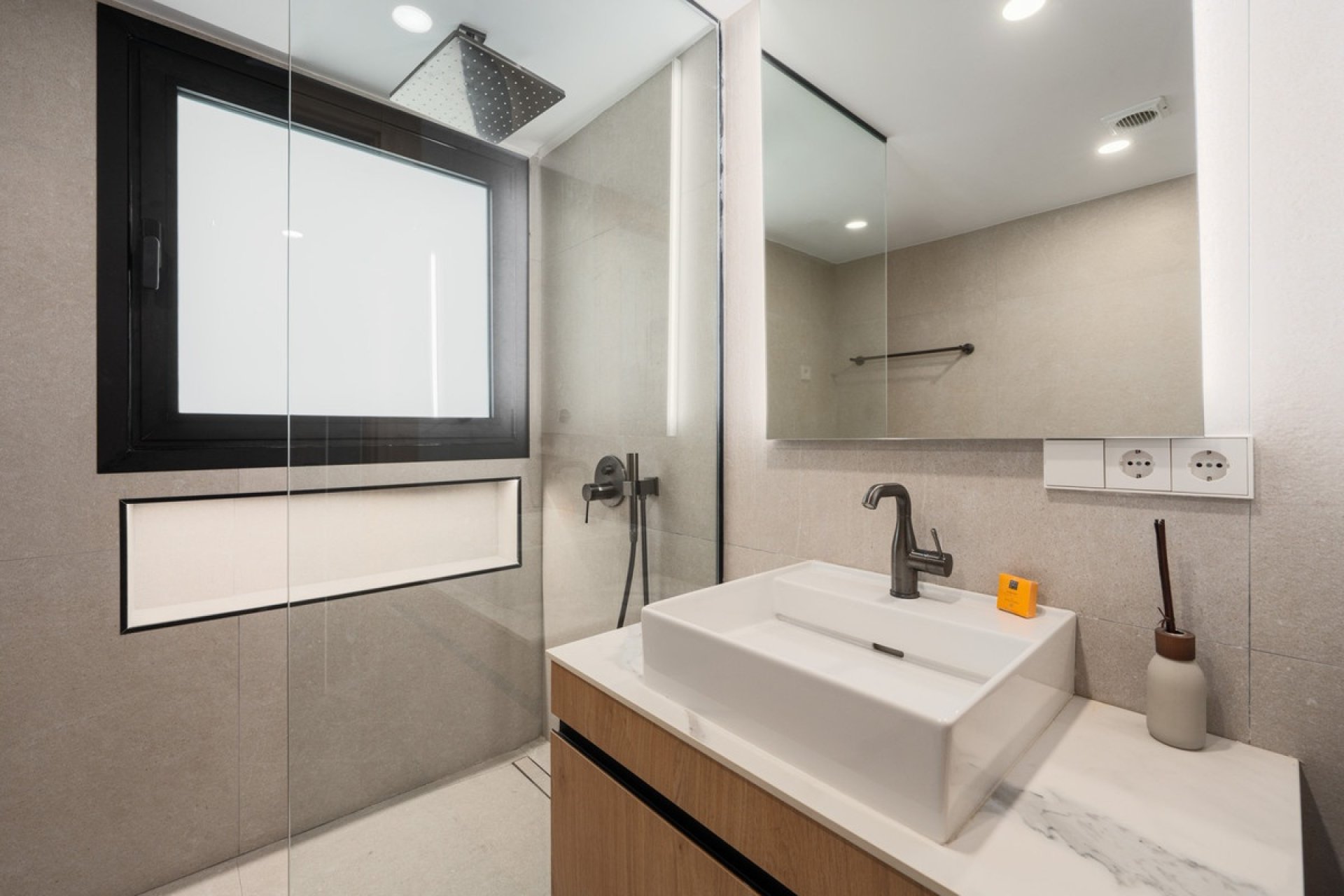 Wiederverkauf - apartment - Marbella - Nueva Andalucía