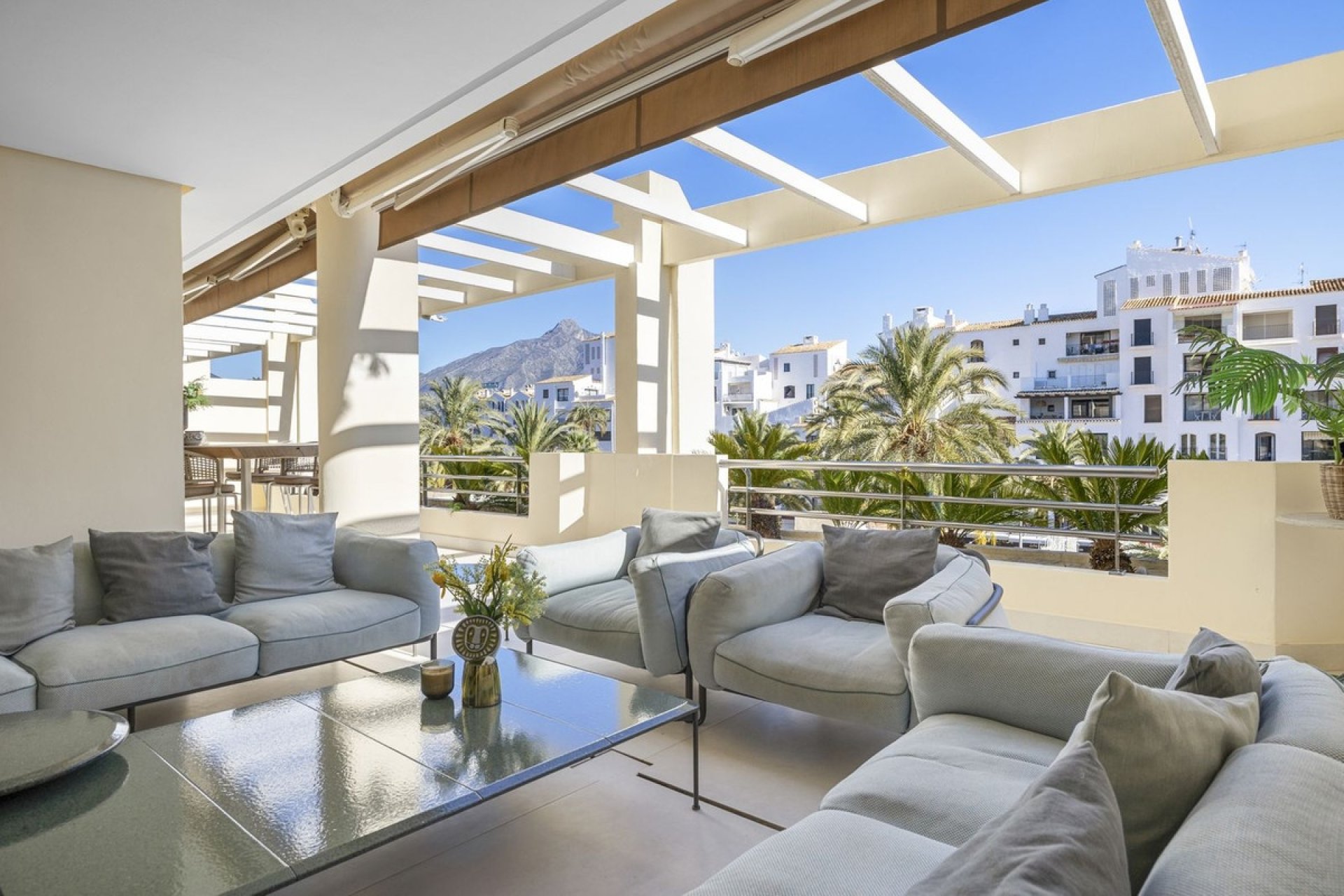 Wiederverkauf - apartment - Marbella - Puerto Banús