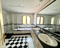 Wiederverkauf - apartment - Marbella - Puerto Banús