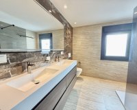 Wiederverkauf - apartment - Marbella - Puerto Banús