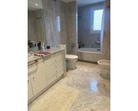 Wiederverkauf - apartment - Marbella - Puerto Banús