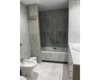 Wiederverkauf - apartment - Marbella - Puerto Banús