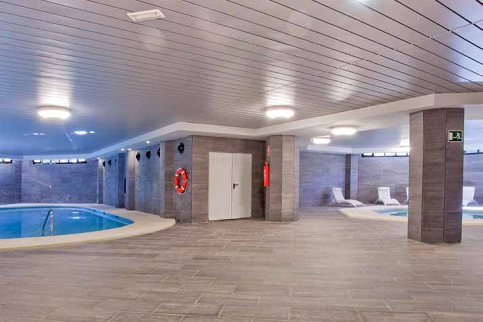 Wiederverkauf - apartment - Marbella - Puerto Banús
