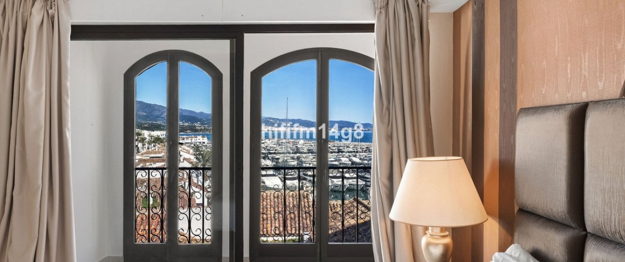 Wiederverkauf - apartment - Marbella - Puerto Banús