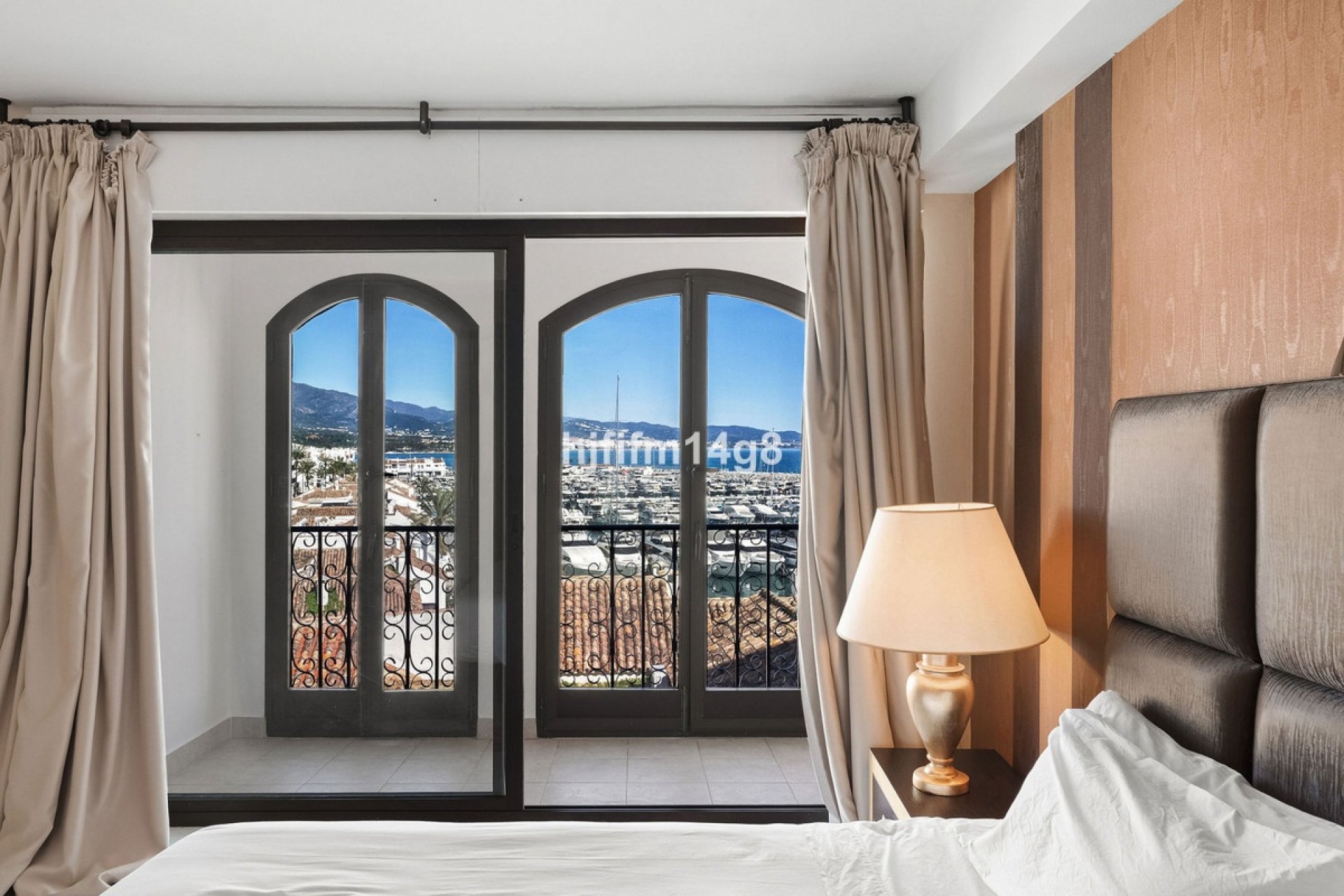 Wiederverkauf - apartment - Marbella - Puerto Banús