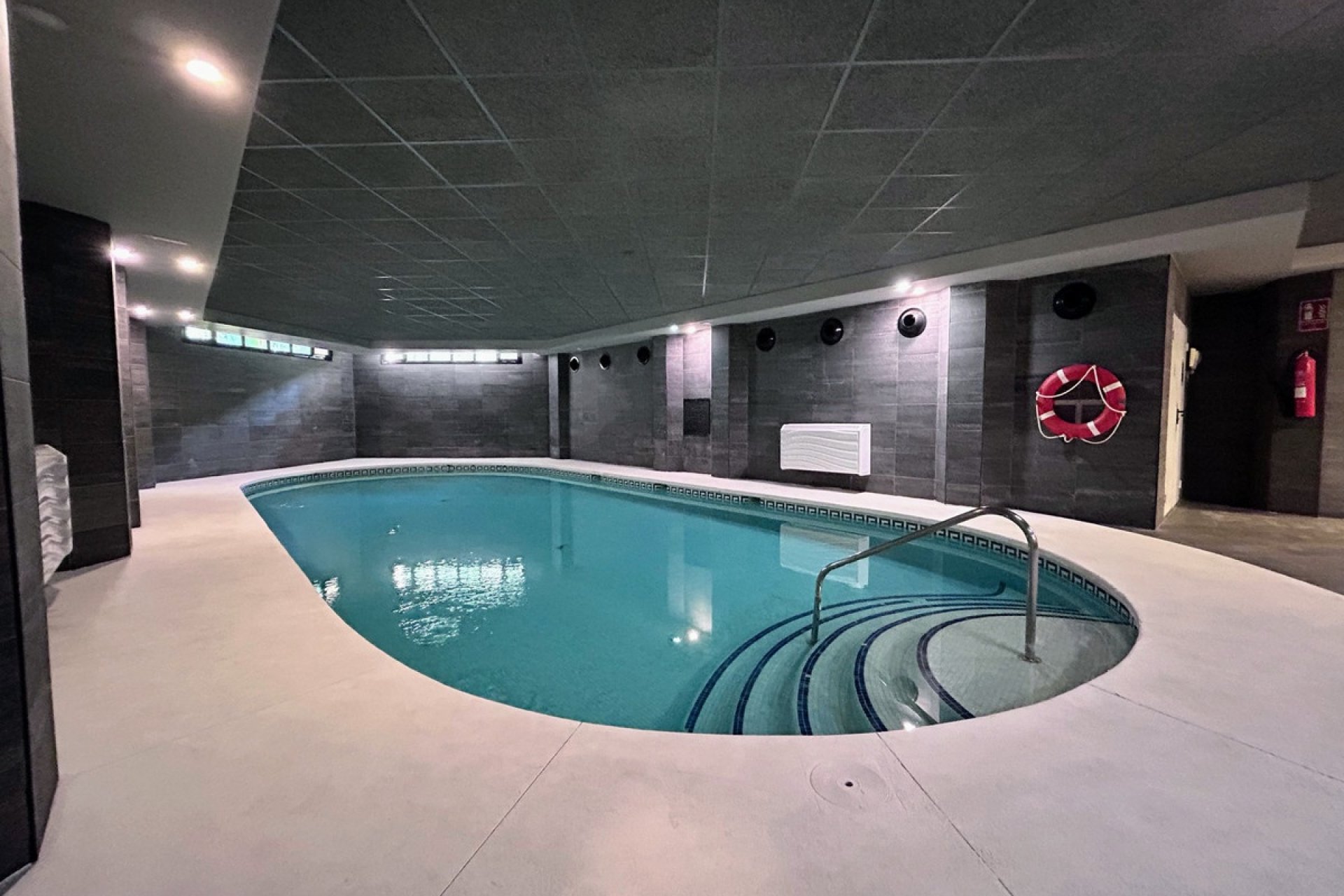 Wiederverkauf - apartment - Marbella - Puerto Banús