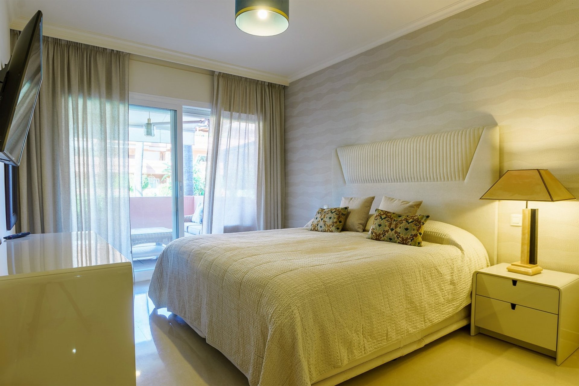 Wiederverkauf - apartment - Marbella - Puerto Banús