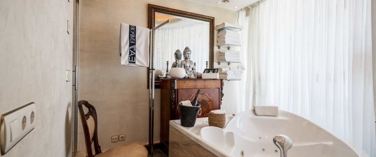 Wiederverkauf - apartment - Marbella - Puerto Banús