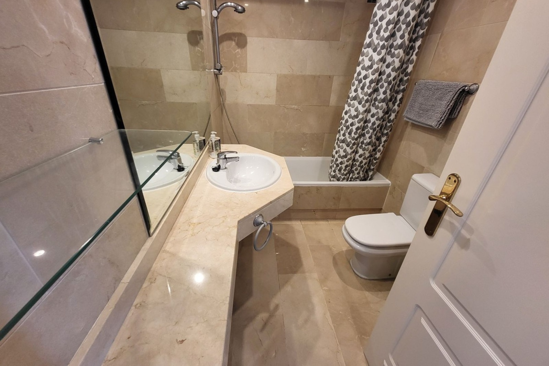 Wiederverkauf - apartment - Marbella - Puerto Banús