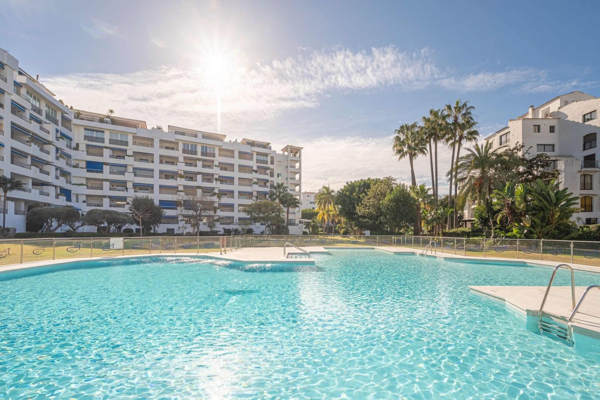 Wiederverkauf - apartment - Marbella - Puerto Banús