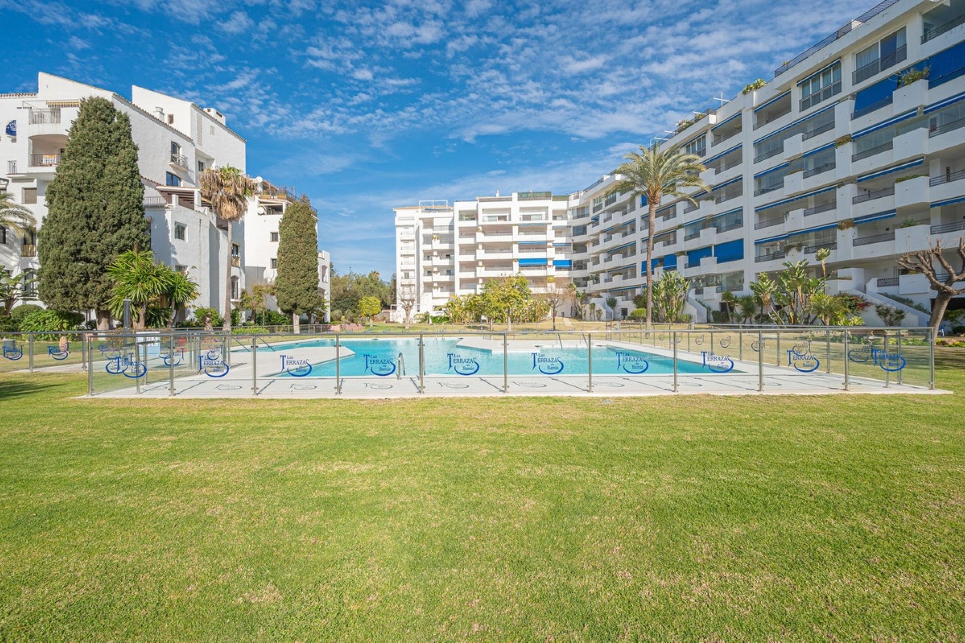 Wiederverkauf - apartment - Marbella - Puerto Banús