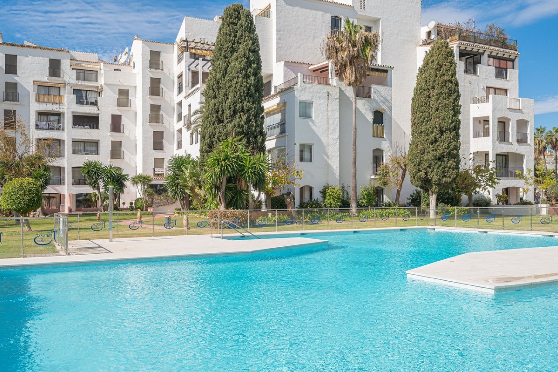 Wiederverkauf - apartment - Marbella - Puerto Banús