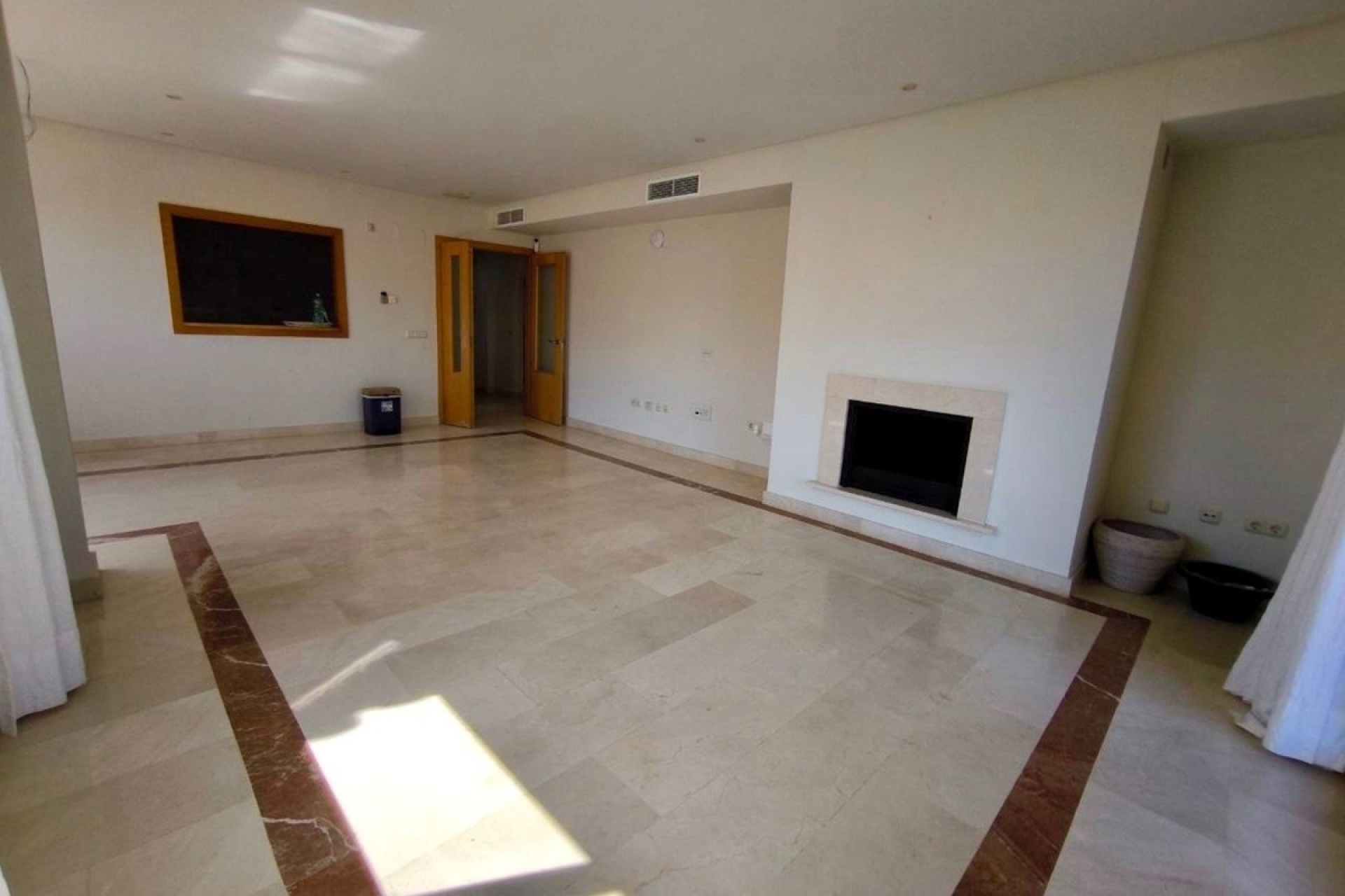 Wiederverkauf - apartment - Marbella - Puerto Banús