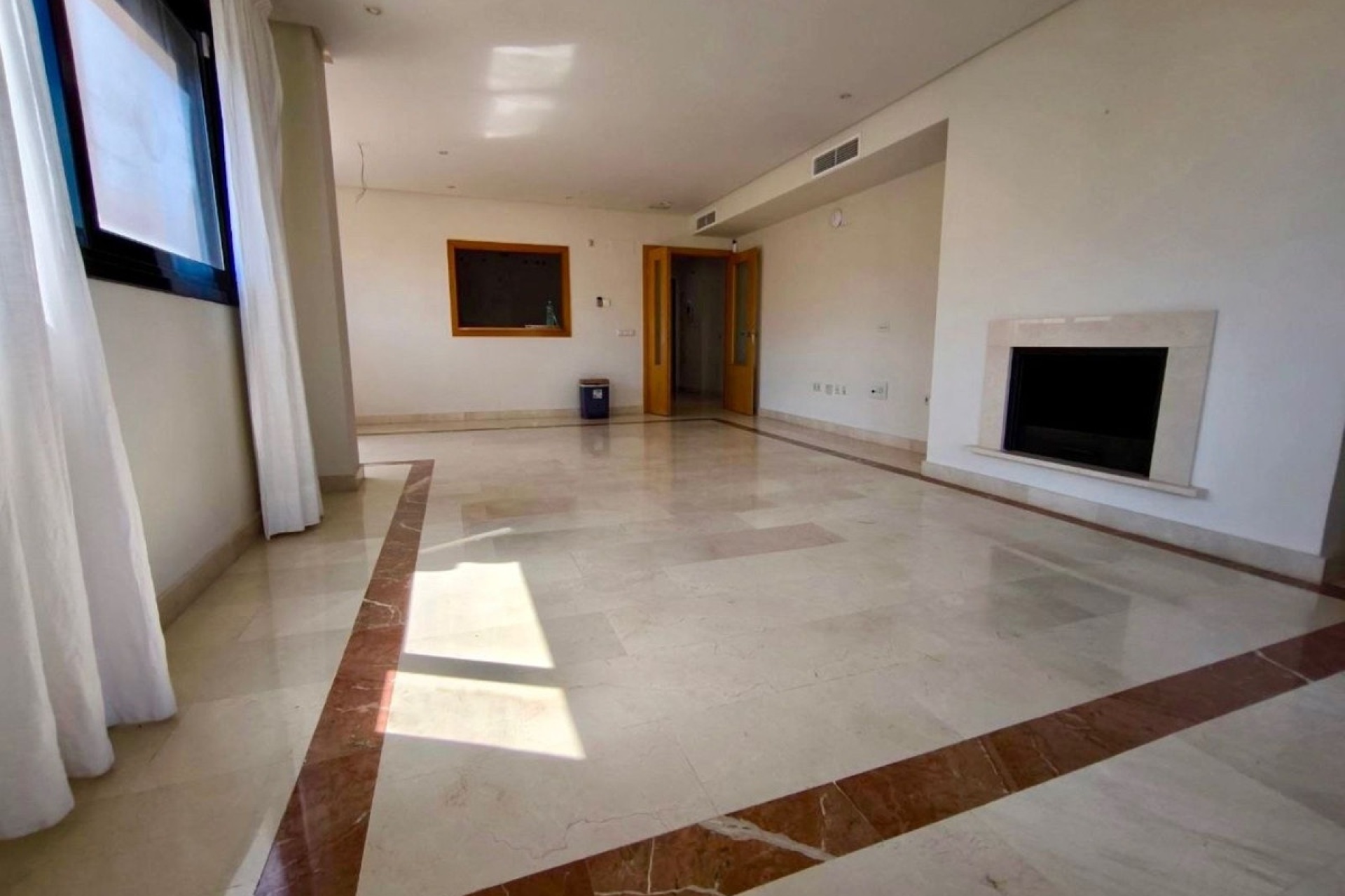 Wiederverkauf - apartment - Marbella - Puerto Banús