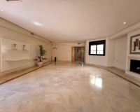 Wiederverkauf - apartment - Marbella - Puerto Banús