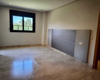 Wiederverkauf - apartment - Marbella - Puerto Banús