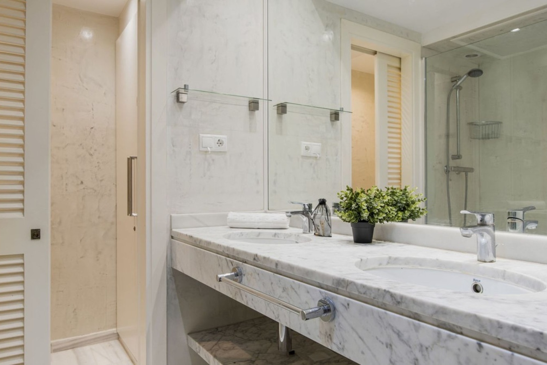 Wiederverkauf - apartment - Marbella - Puerto Banús