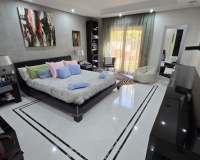 Wiederverkauf - apartment - Marbella - Puerto Banús