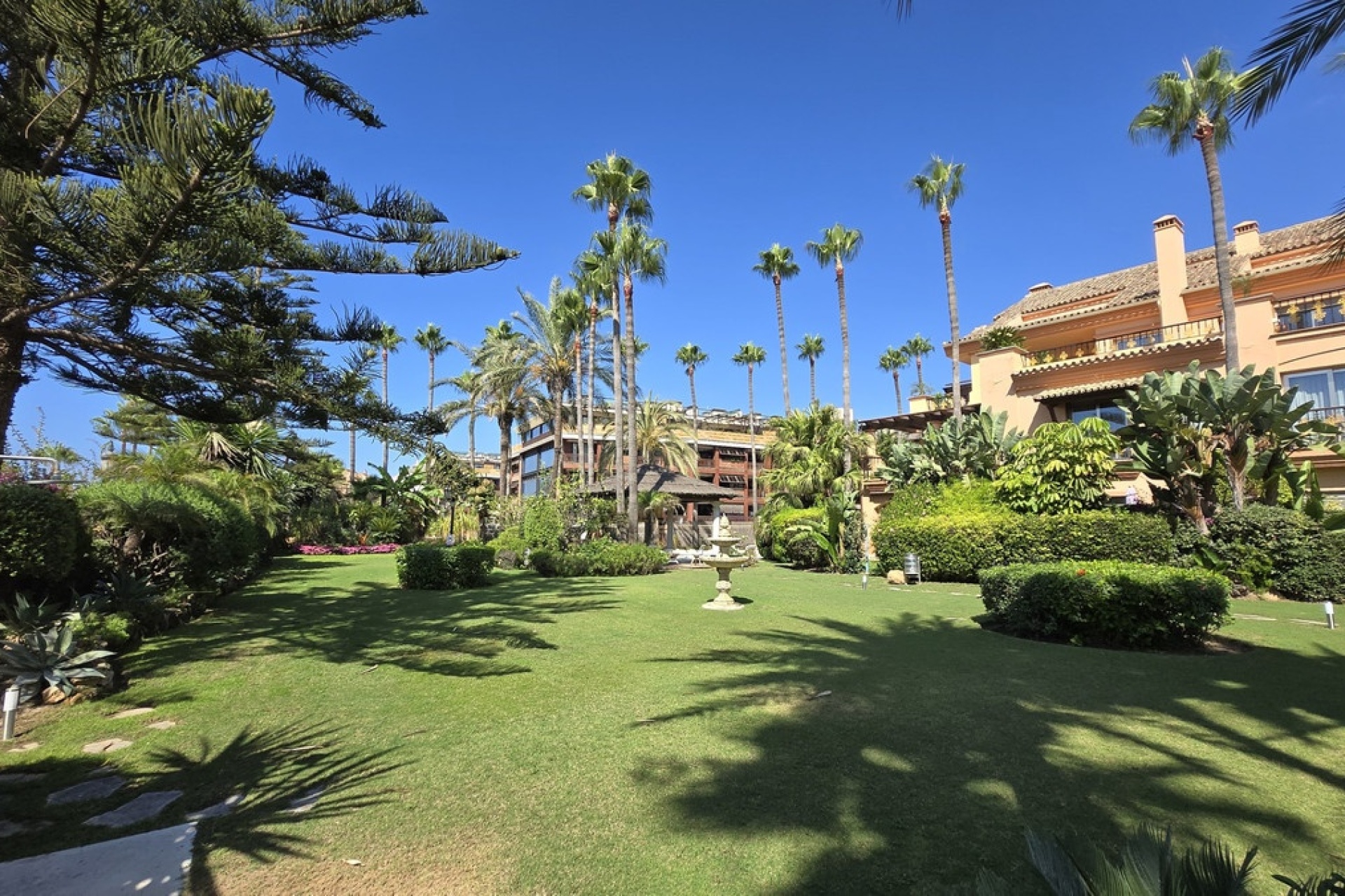 Wiederverkauf - apartment - Marbella - Puerto Banús