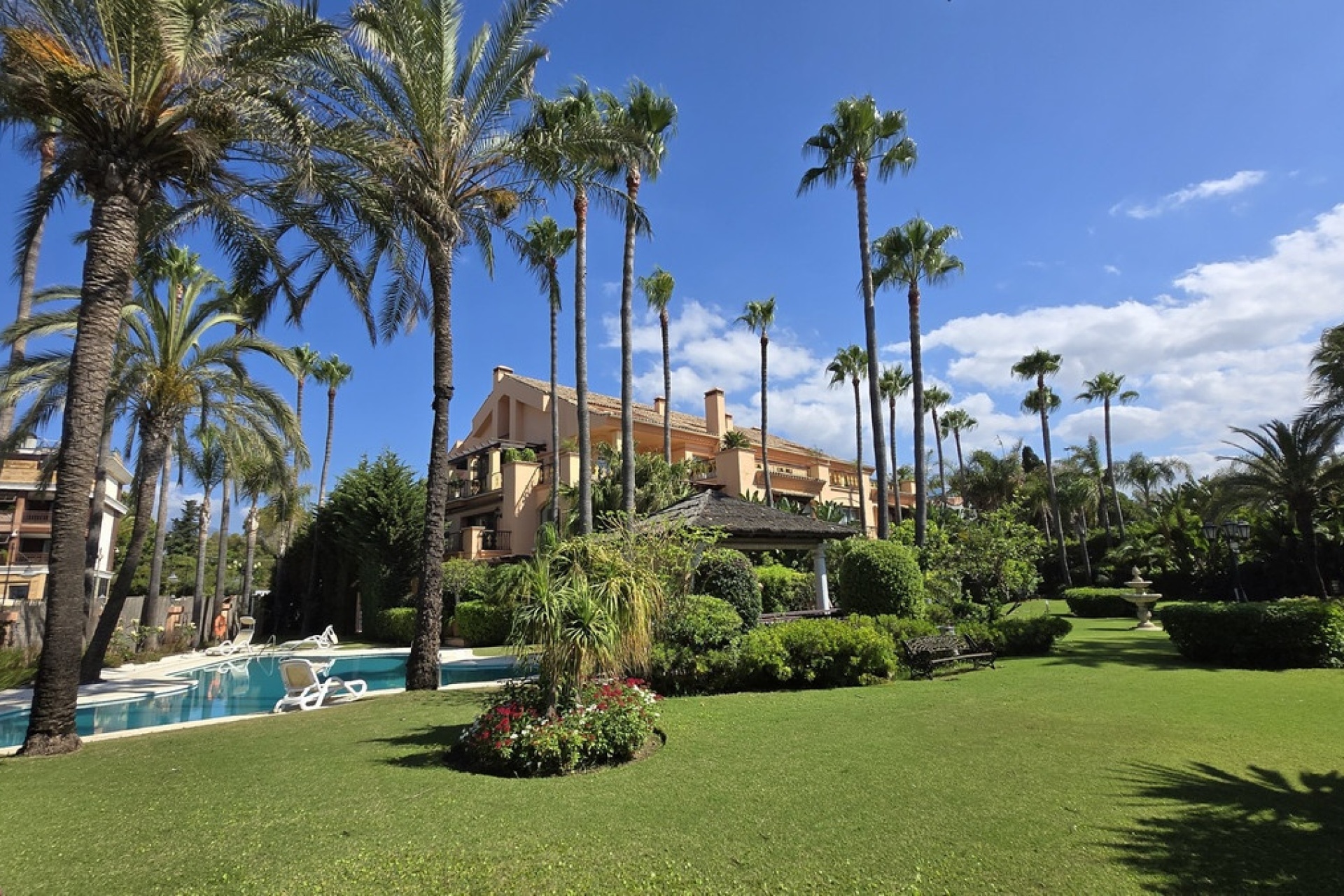 Wiederverkauf - apartment - Marbella - Puerto Banús
