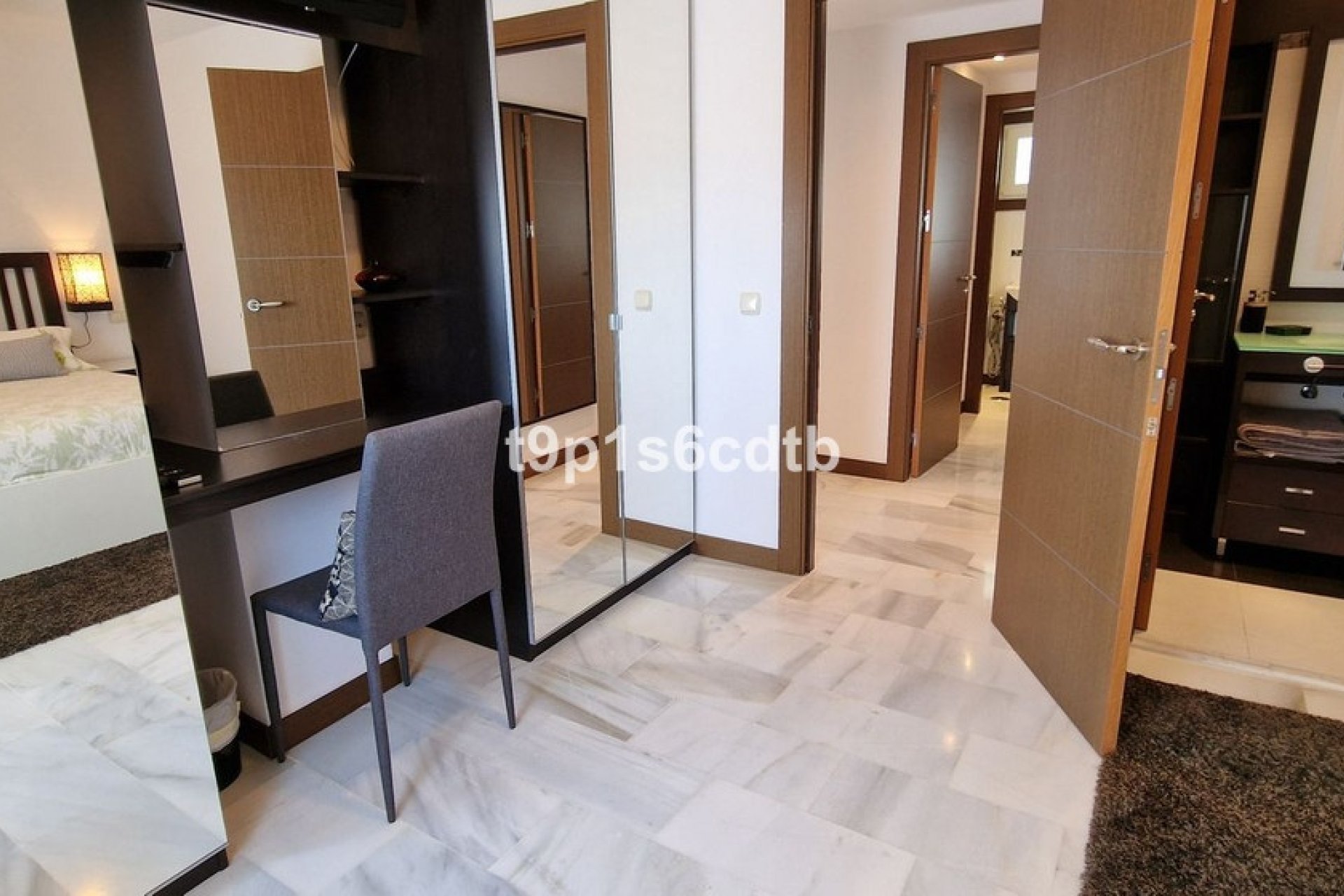 Wiederverkauf - apartment - Marbella - Puerto Banús