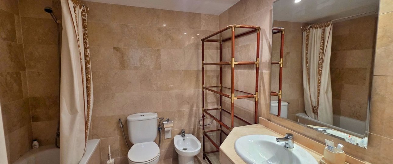 Wiederverkauf - apartment - Marbella - Puerto Banús