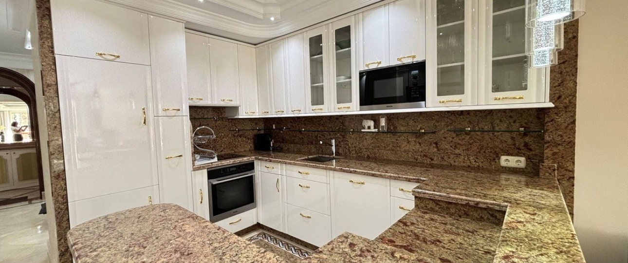 Wiederverkauf - apartment - Marbella - Puerto Banús