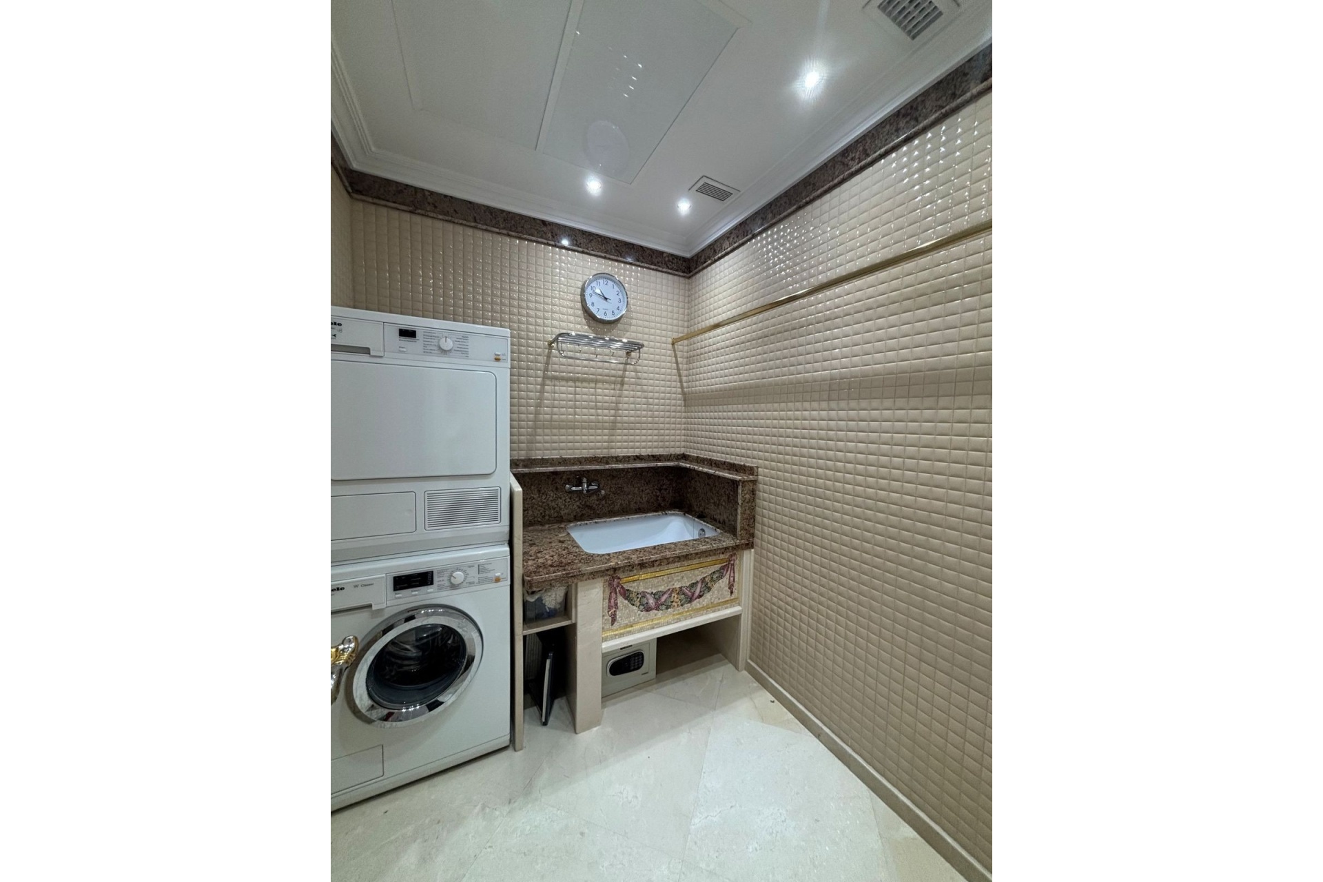 Wiederverkauf - apartment - Marbella - Puerto Banús