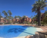 Wiederverkauf - apartment - Marbella - Puerto Banús
