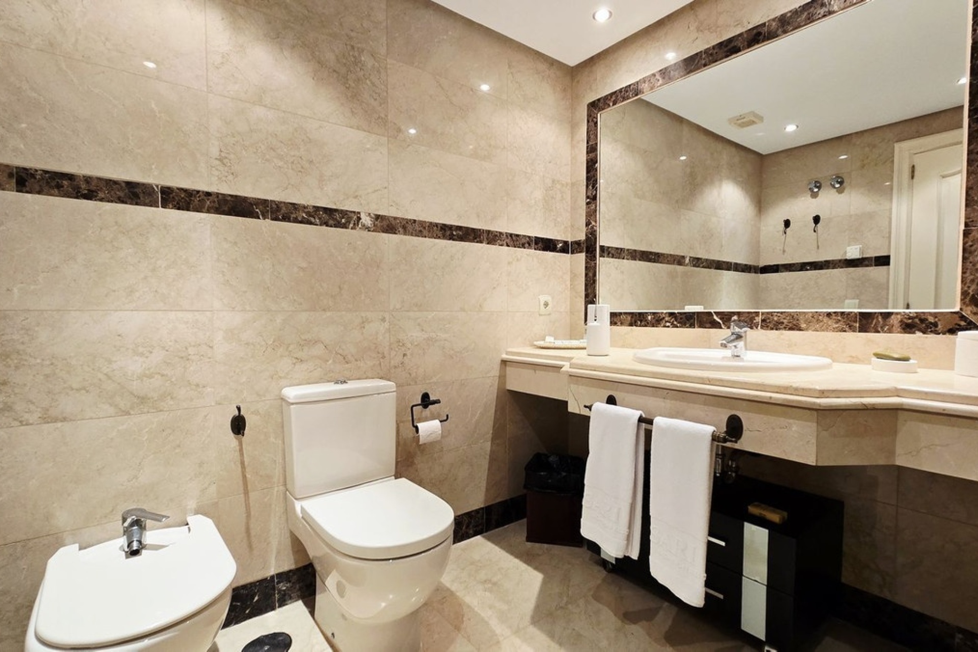 Wiederverkauf - apartment - Marbella - Puerto Banús