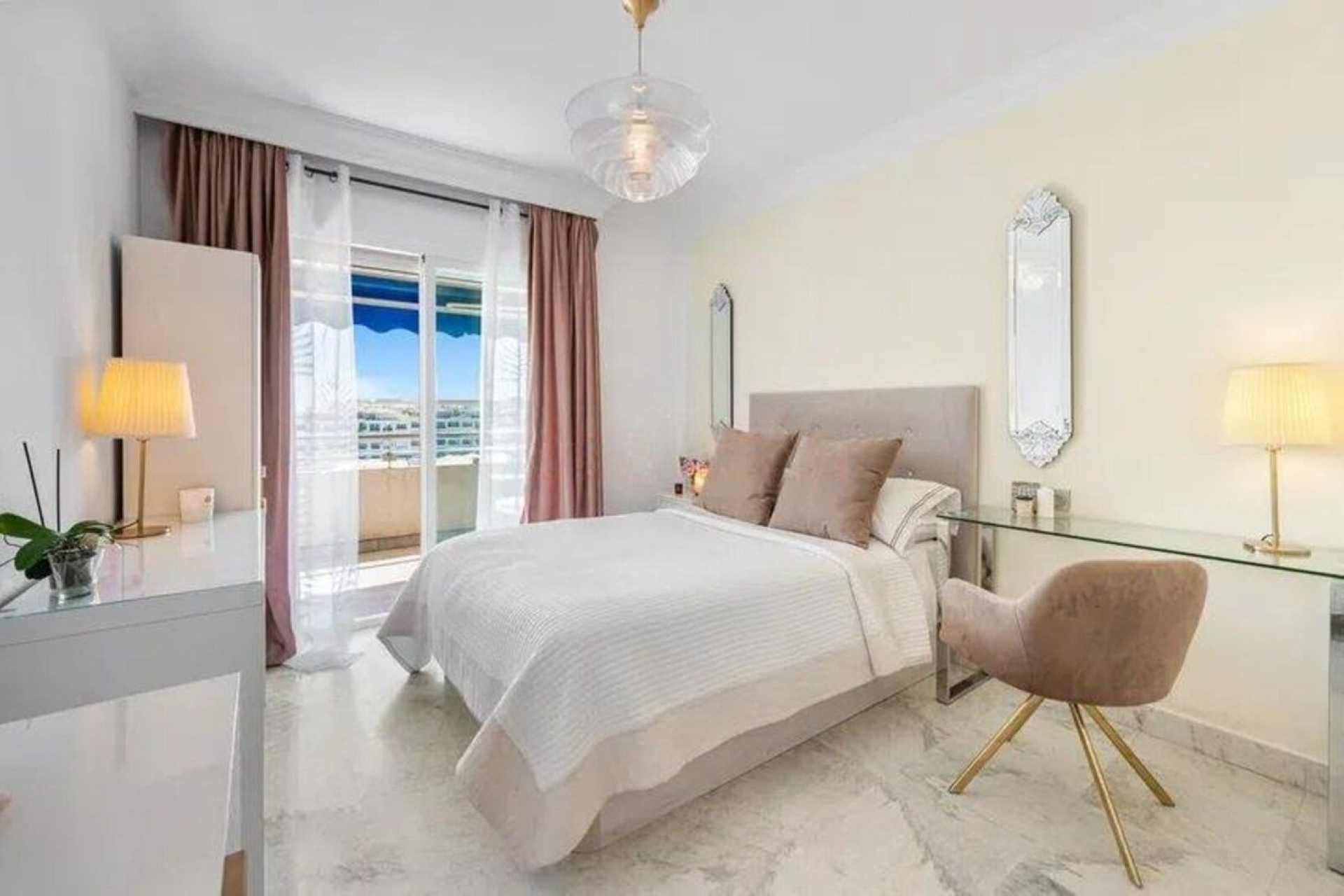 Wiederverkauf - apartment - Marbella - Puerto Banús