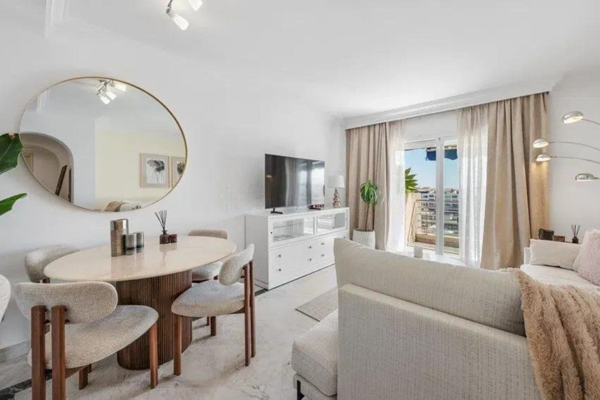 Wiederverkauf - apartment - Marbella - Puerto Banús