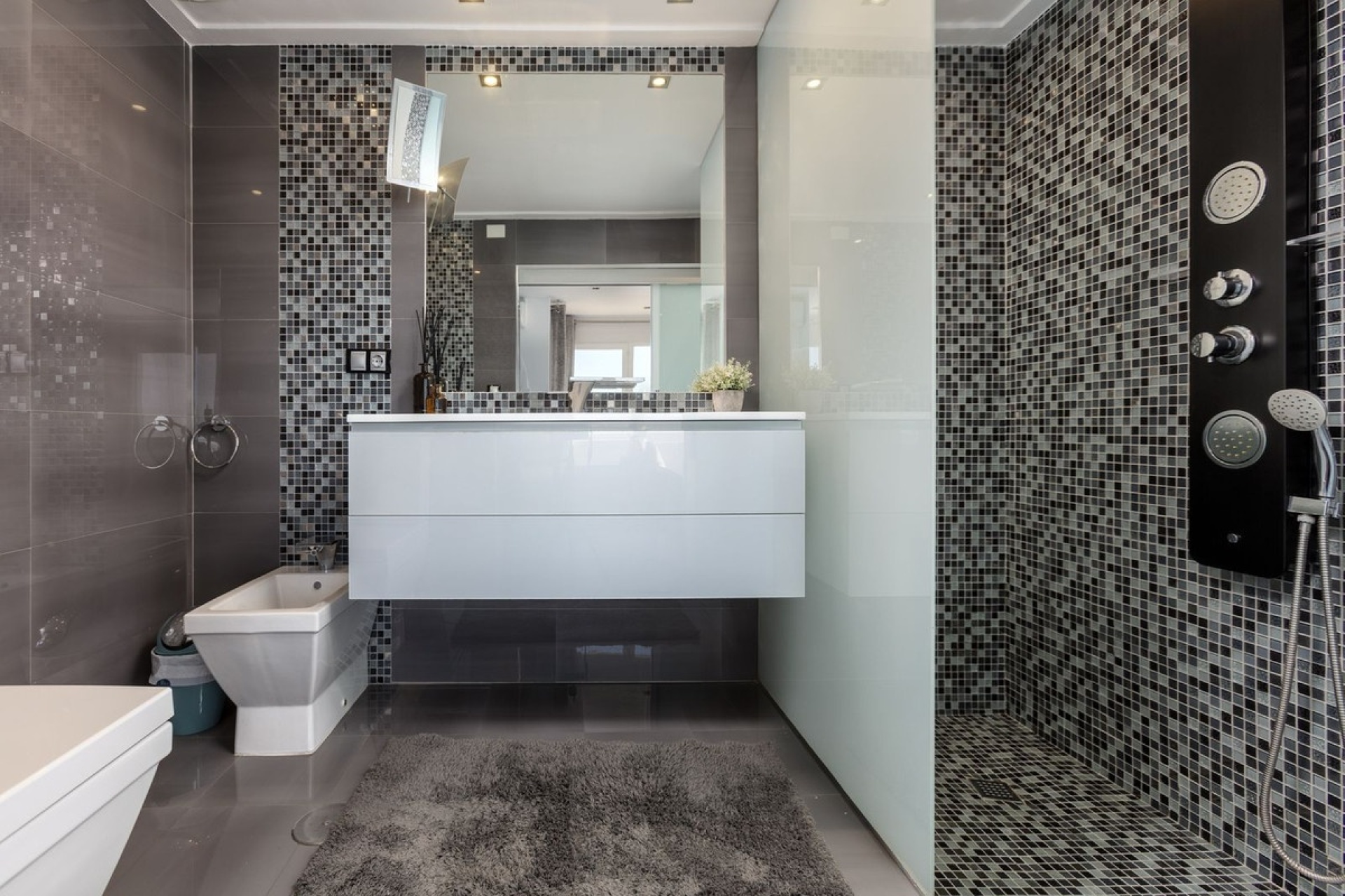Wiederverkauf - apartment - Marbella - Puerto Banús