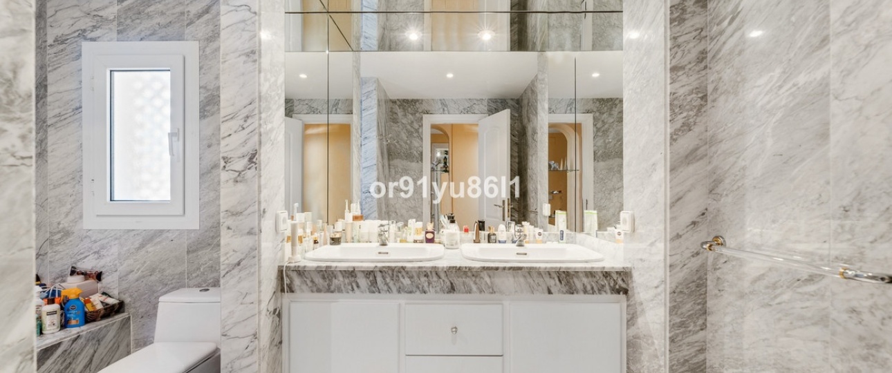 Wiederverkauf - apartment - Marbella - Puerto Banús