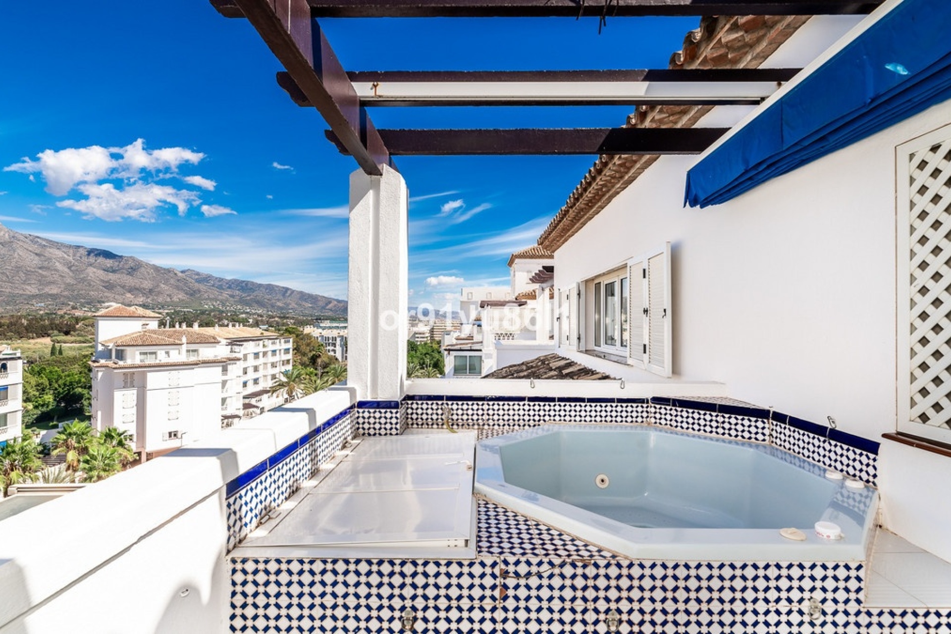 Wiederverkauf - apartment - Marbella - Puerto Banús