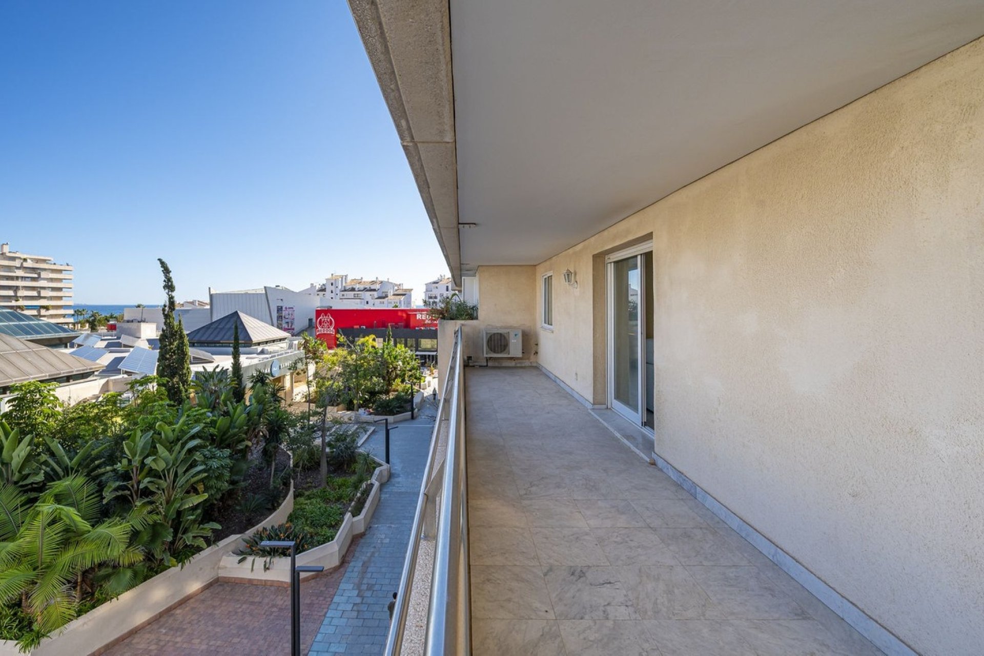 Wiederverkauf - apartment - Marbella - Puerto Banús