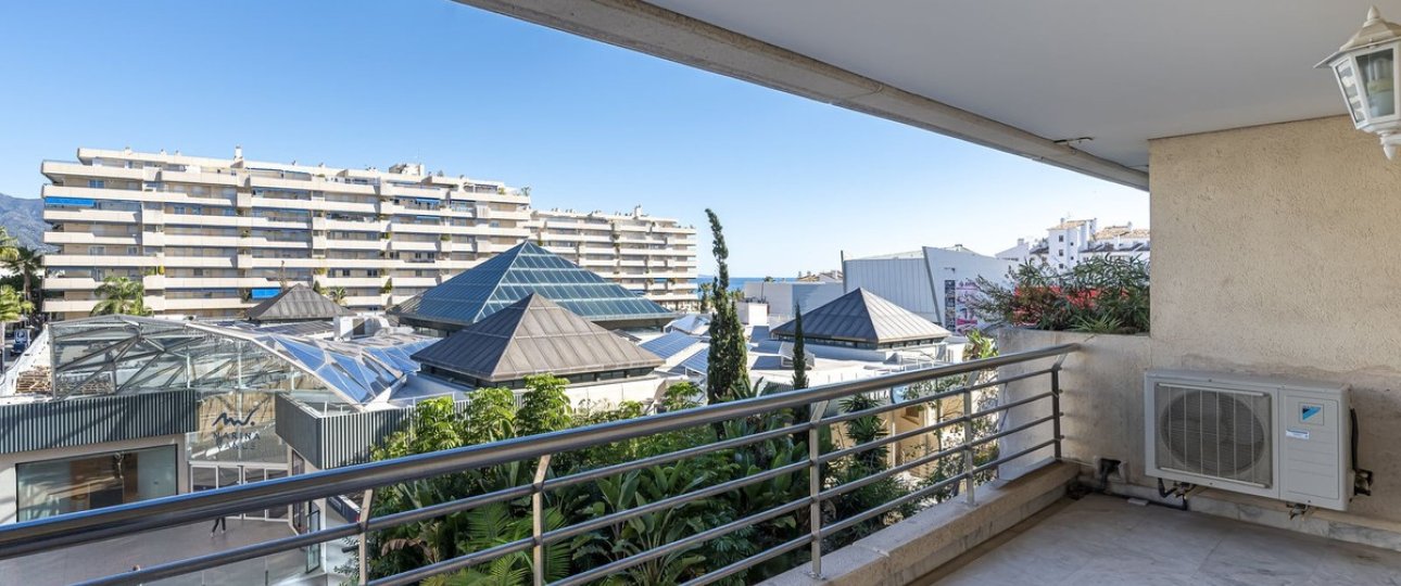 Wiederverkauf - apartment - Marbella - Puerto Banús