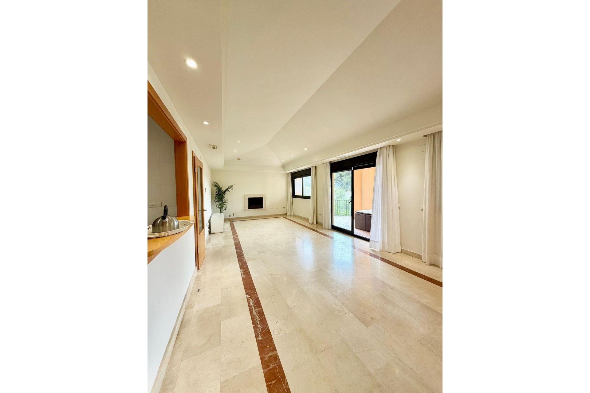 Wiederverkauf - apartment - Marbella - Puerto Banús