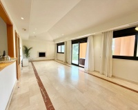 Wiederverkauf - apartment - Marbella - Puerto Banús