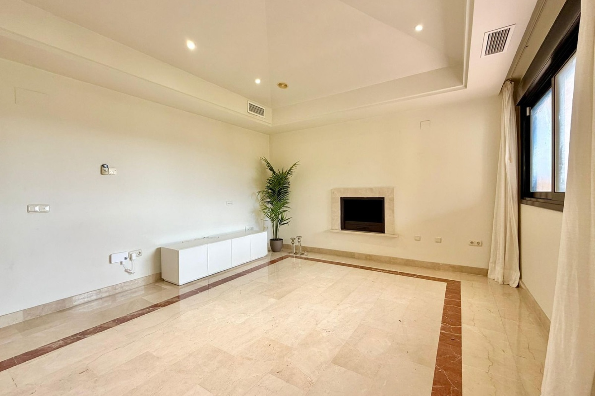 Wiederverkauf - apartment - Marbella - Puerto Banús